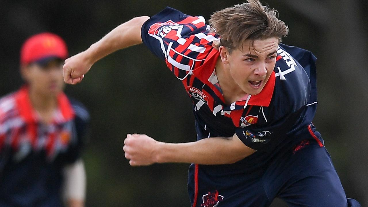 East Torrens paceman Campbell Thompson in full throttle. Picture: SACA