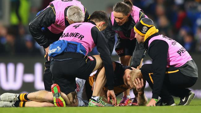 Steven Morris injured his knee after landing awkwardly. Picture: Getty Images