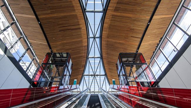 Castle Hill Station is 25 metres below ground level and includes a direct underground pedestrian link to Castle Towers Shopping Centre. Images supplied by Transport for NSW