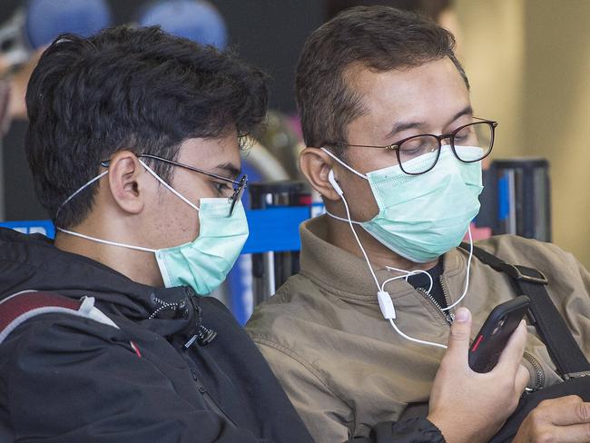 Masks at Melbourne Airport.Picture:Rob Leeson.