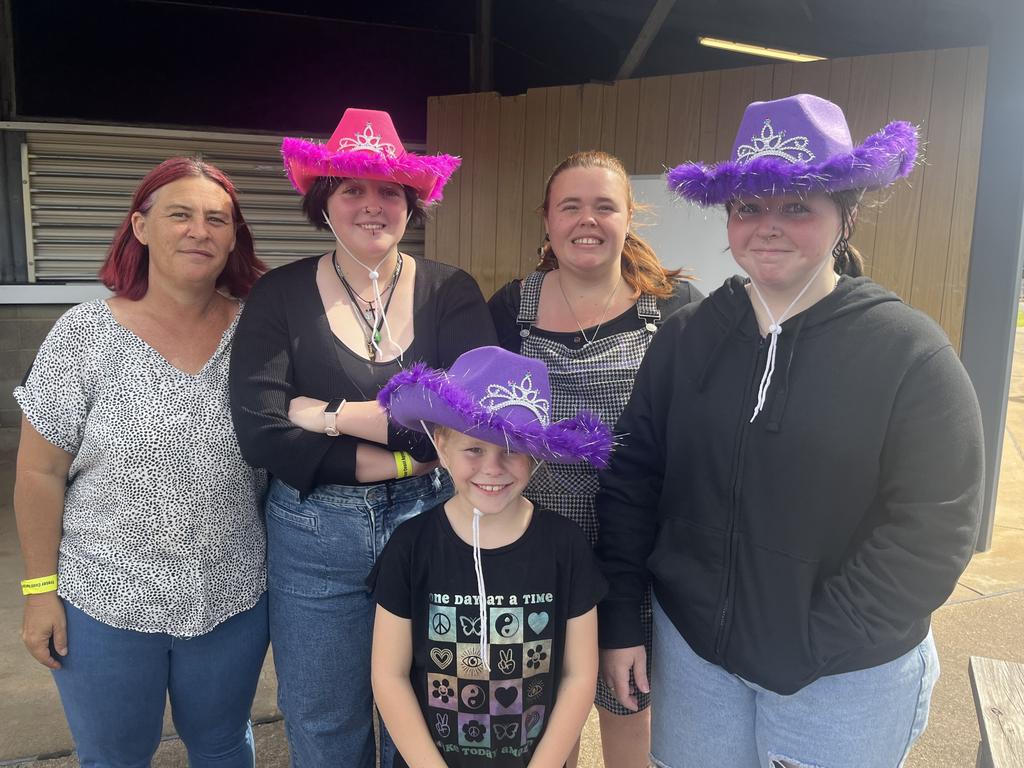 Shelby Hodges Roberts, Shaylyn Hodges Roberts, Dakota Crofts, Brioney Hogan and Melissa Briggs at the Fraser Coast Show.