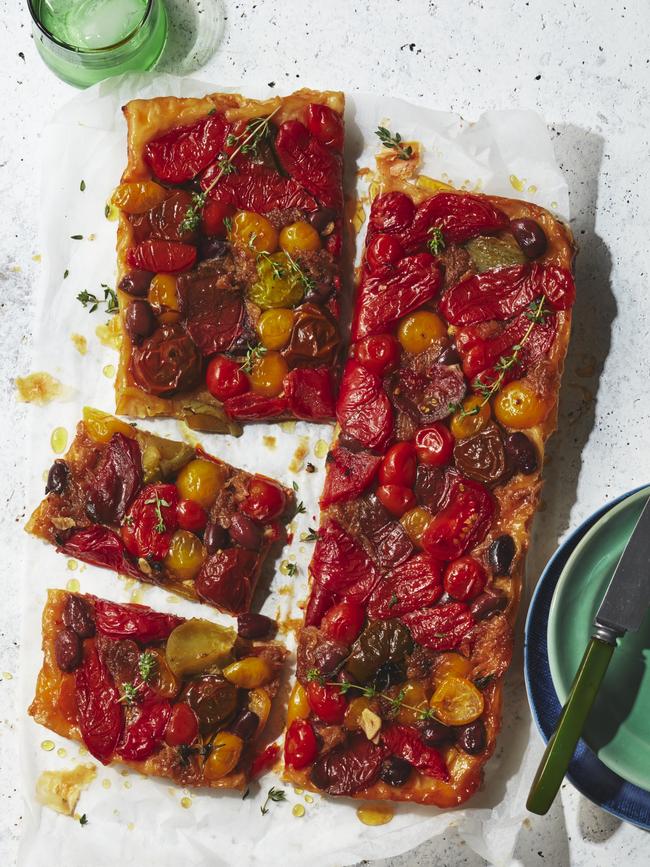 Upside-down tomato and onion tart