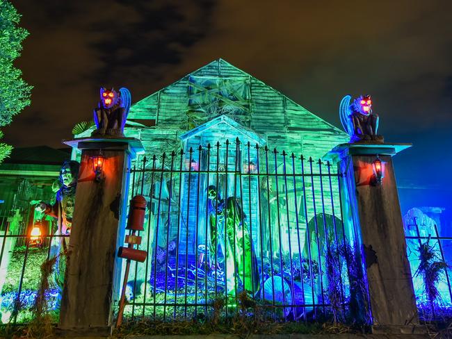 Michael Lacey's Pacific Pines (GC) home decorated for the CostumeBox Halloween House Competition, 2022. Picture: Supplied.