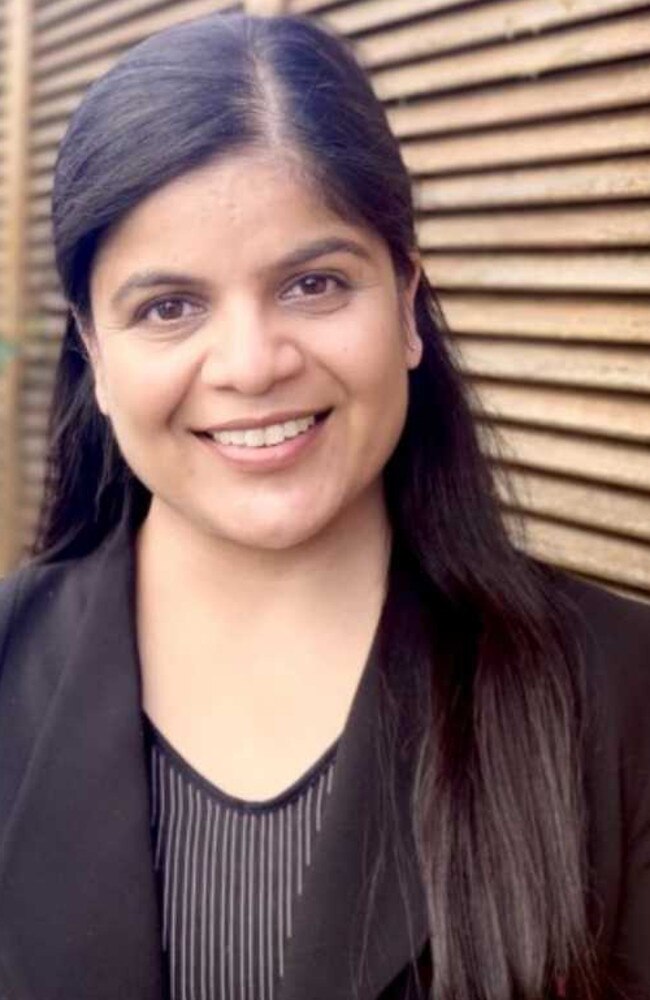 Dr Ruchika Ojha