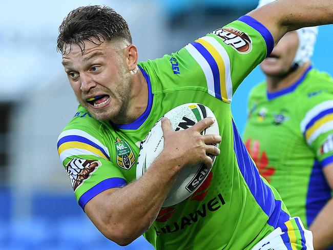 Elliott Whitehead of the Raiders during the Round 1 NRL match between the Gold Coast Titans and the Canberra Raiders at Cbus Super Stadium in Robina on the Gold Coast, Sunday, March 11, 2018. (AAP Image/Dave Hunt) NO ARCHIVING, EDITORIAL USE ONLY