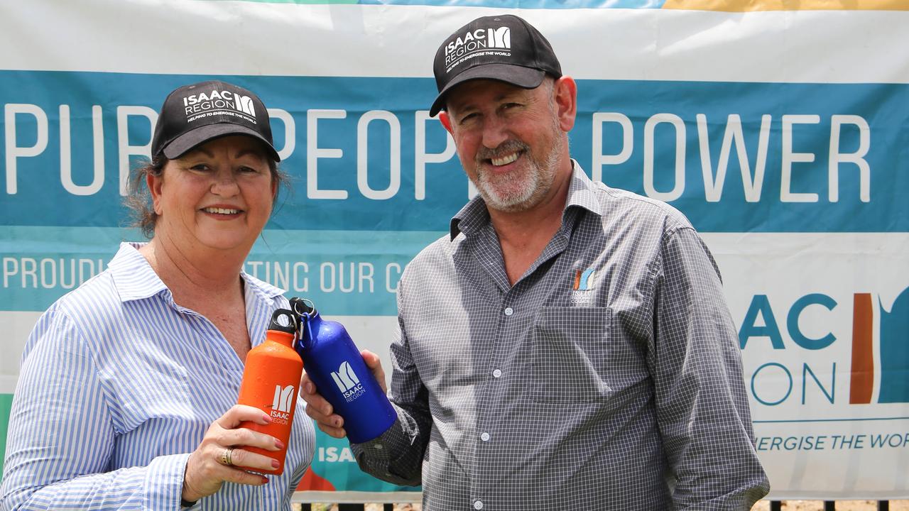 Isaac Regional Council Mayor Anne Baker and outgoing CEO Gary Stevenson.