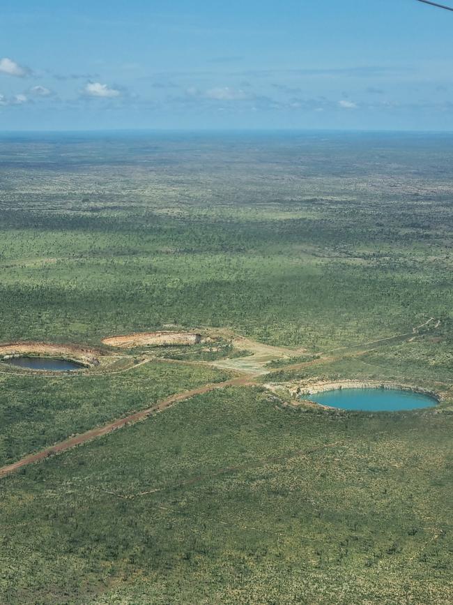 Merlin diamond mine by air.