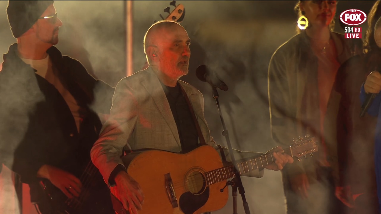 Paul Kelly performing at the MCG. Photo: Fox Sports