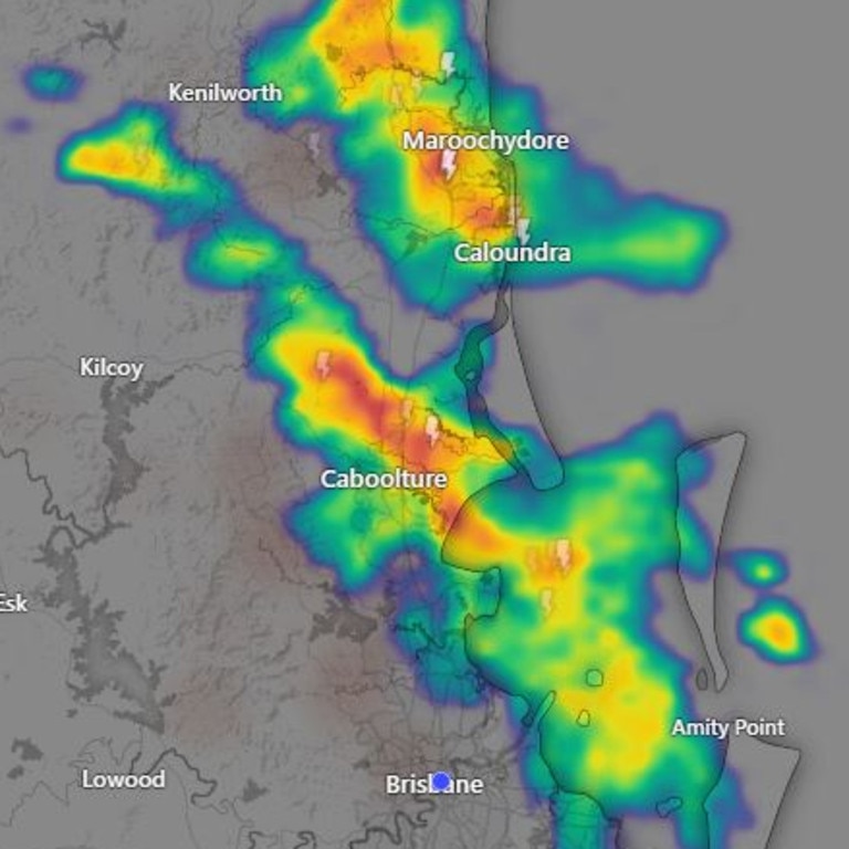 Qld weather: Storms lash South East Queensland with 57,000 lightning ...