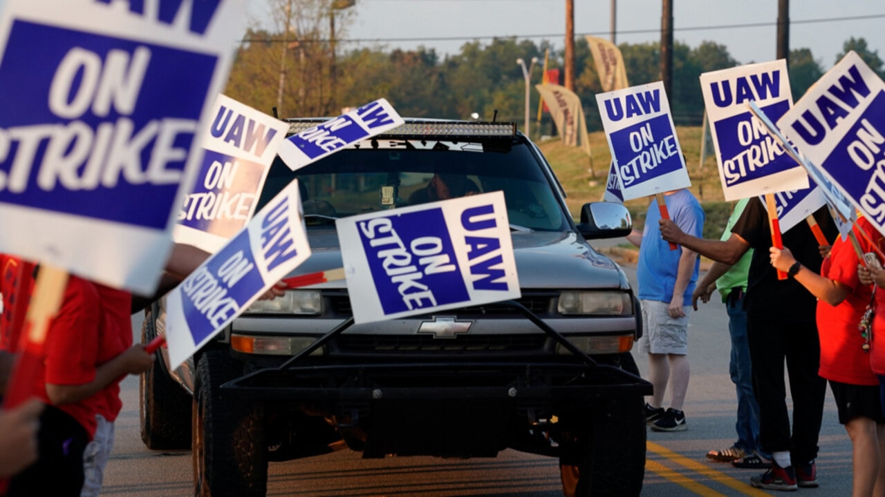 Opinion United Auto Workers’ Strike Distracts From Corruption Probe