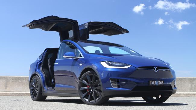 Model x deals doors up