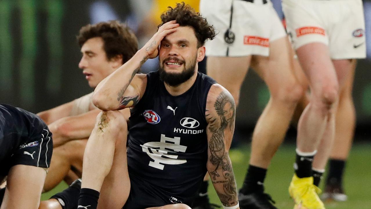 MELBOURNE, AUSTRALIA - AUGUST 21: Zac Williams of the Blues looks dejected after a loss during the 2022 AFL Round 23 match between the Carlton Blues and the Collingwood Magpies at the Melbourne Cricket Ground on August 21, 2022 in Melbourne, Australia. (Photo by Dylan Burns/AFL Photos via Getty Images)
