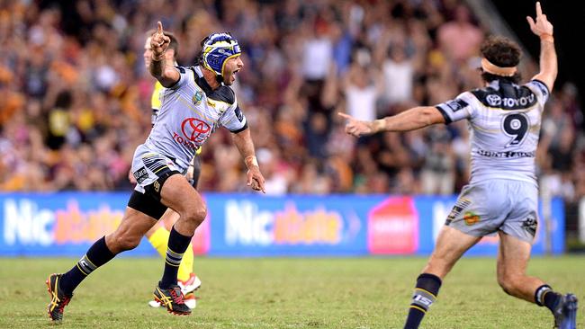 Thurston, for the second time, downs the Broncos in extra-time. Picture: Bradley Kanaris/Getty Images