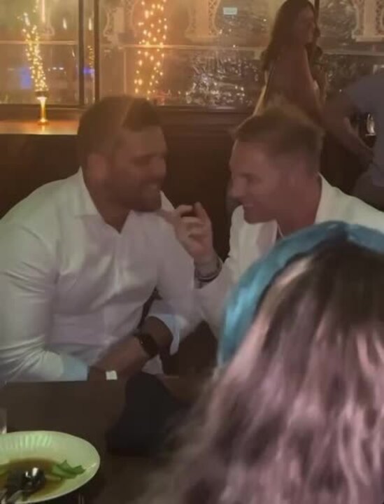 Ronan Keating, Mike Tindall singing at Mamasan, Broadbeach.