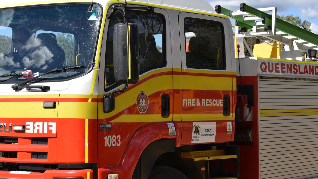 More firefighters rush to help battle Gladstone house fire