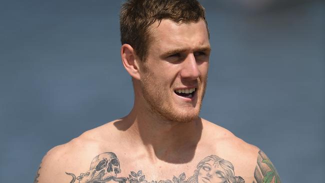 Tim Membrey of the Saints.