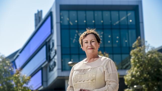 Central Adelaide Local Health Network CEO Lesley Dwyer says having a coordinator means patients can move out of the emergency department sooner, into a community provider.