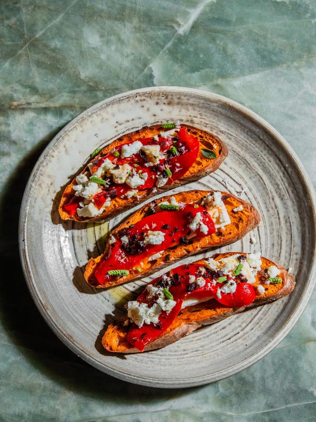 Toasts are great with winter soups.