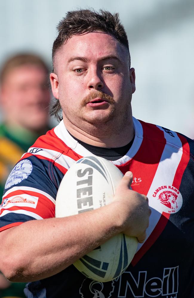 Rams player Logan Geyer sets sail for the corner on the way to setting up the winning try, 11th September 2022. News Local, pictures by Julian Andrews.