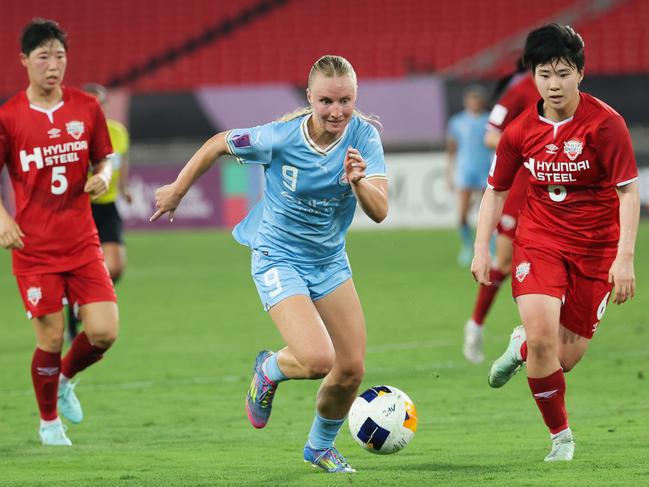 Holly McNamara returned to the starting side. Picture: Lintao Zhang/Getty Images