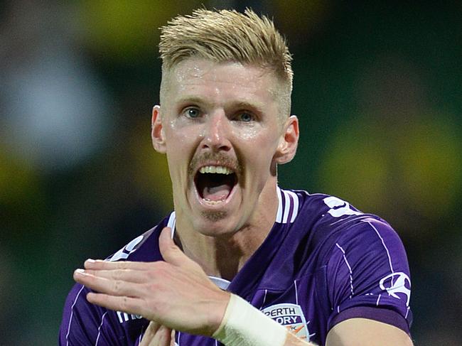 SPORT - A League, Perth Glory and Wellington Phoenix, nib Stadium, Perth. Photo by Daniel Wilkins. PICTURED- Perth's Andy Keogh celebrates the second goal of the match.