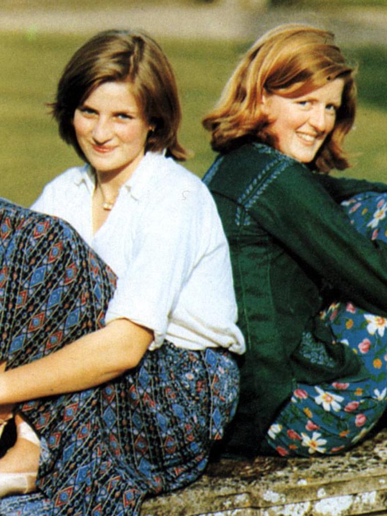 An archive photo of Princess Diana with her sister, Lady Jane Fellowes.