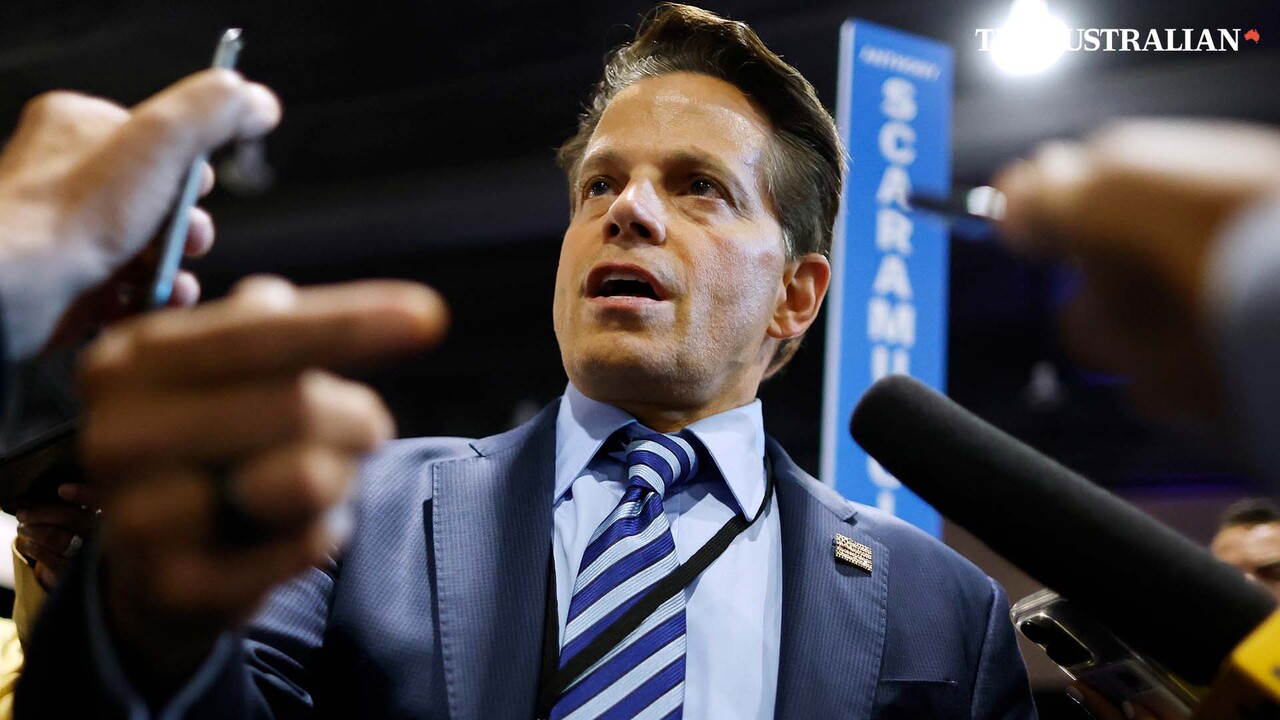 "He wants to be a pandemic on your brain" Anthony Scaramucci on Donald Trump