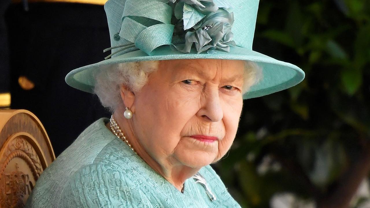 Queen Elizabeth’s sprained hip is just the latest health concern that’s ...