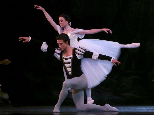 Queensland Ballet : Giselle