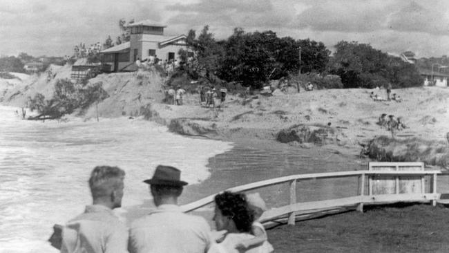 Spectators watching surging seas at Kings Beach ca 1954