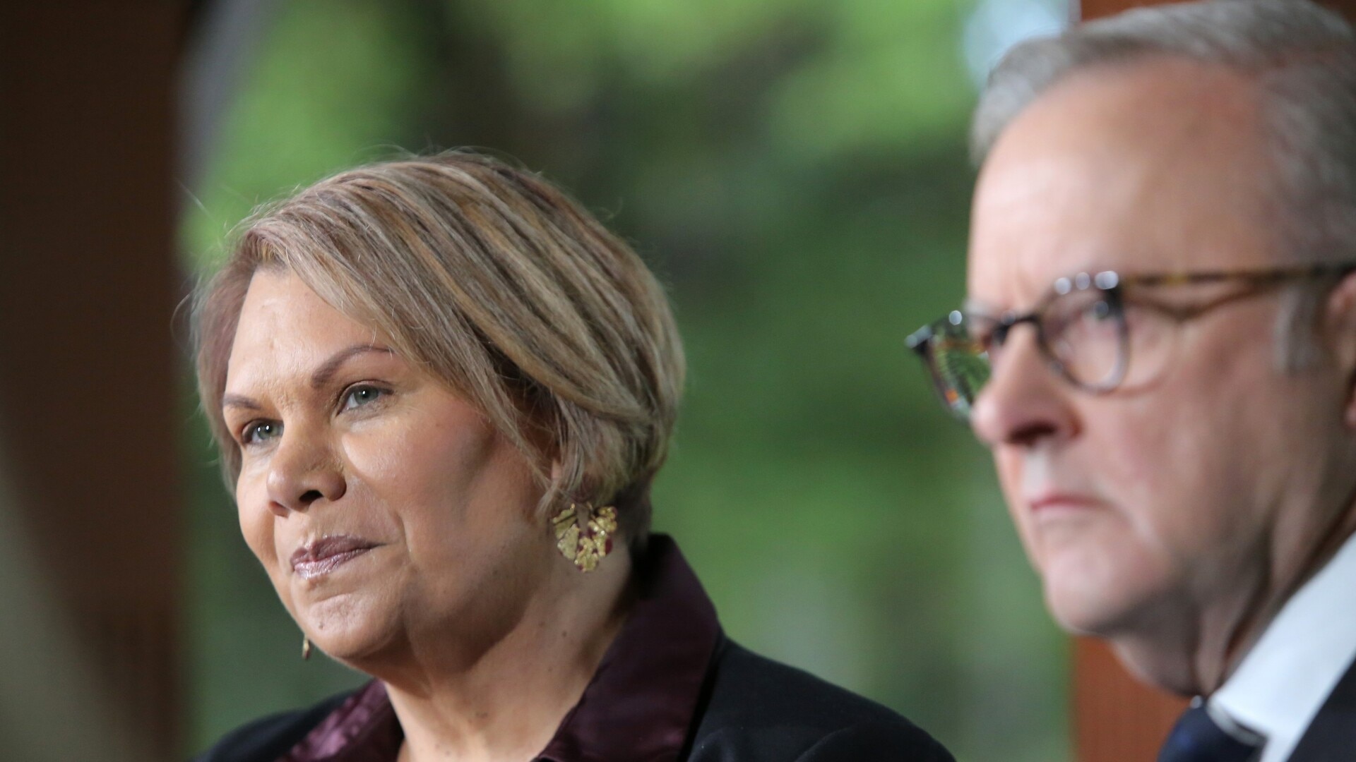 Dorinda Cox defects to Labor Party in shock Senate development 