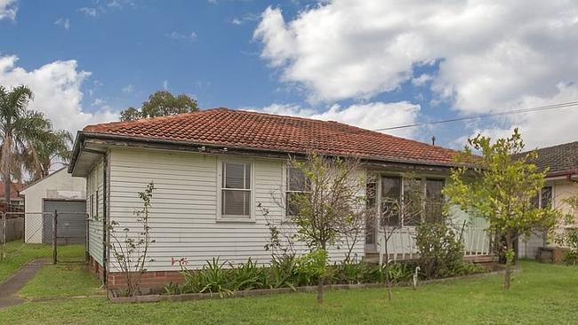 A three-bedroom home at 67 Stanwell Cres, Ashcroft sold for $460,000 under the hammer — $90,000 above reserve.