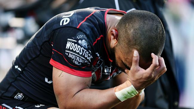 Thomas Leuluai reacts to the Warriors’ loss to the Tigers.
