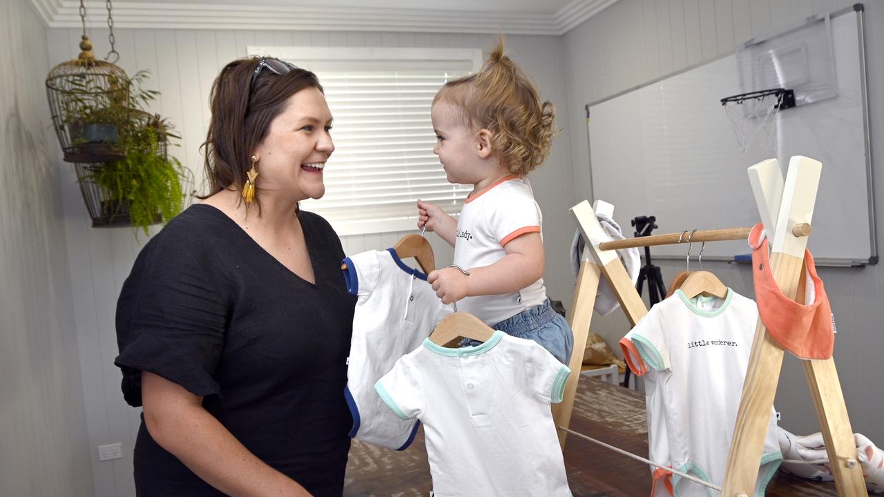 Sahra Hintz with her daughter Layla.