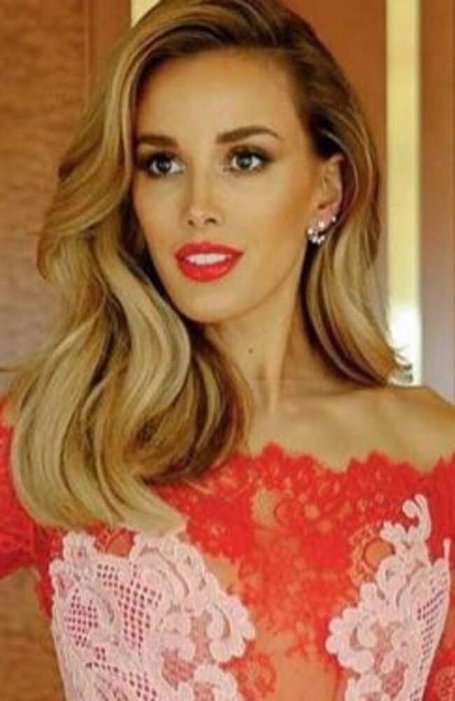Rebecca Judd didn’t disappoint in her J’Aton couture dress.