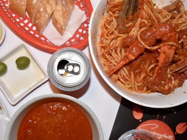 Go easy on that pasta and concentrate on the crab at Spaghetti Crab