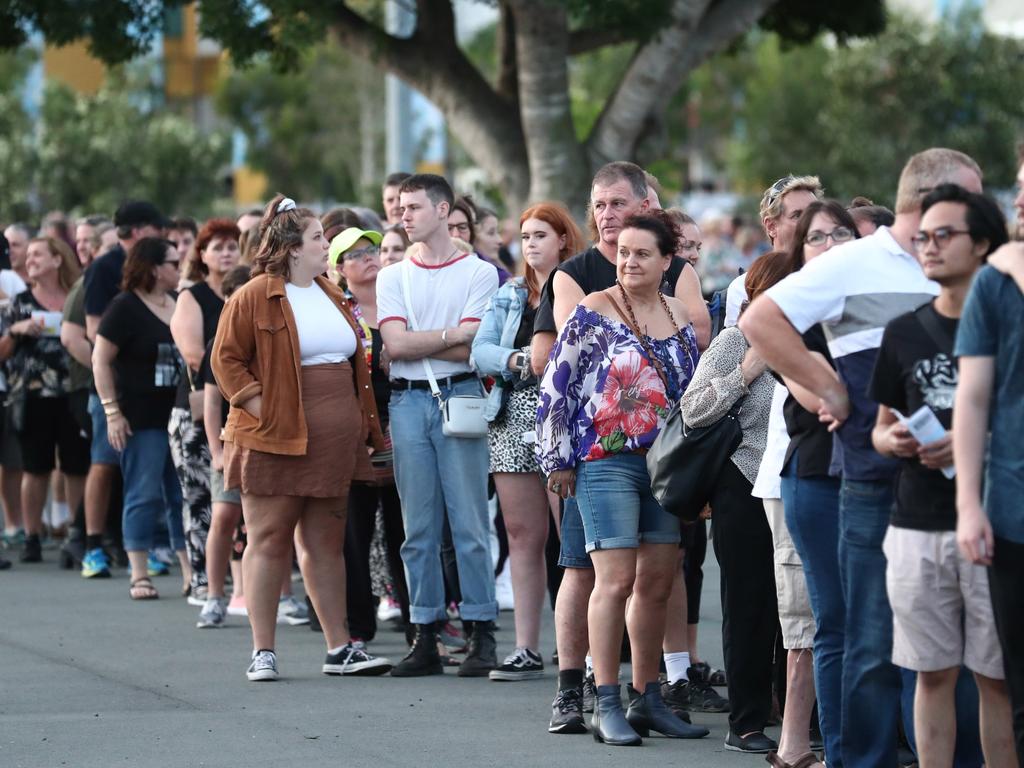 Crowds arrive to see Queen live. Photograph: Jason O'Brien