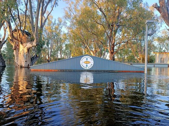 Some of the best Mildura community photos of the river as it floods. Source: Facebook