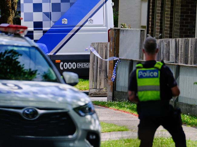 MELBOURNE AUSTRALIA - NewsWire Photos NOVEMBER 16, 2024: Emergency services outside a home in Cousin Drive, Bayswater where police located a deceased woman inside. Picture: NewsWire / Luis Enrique Ascui,