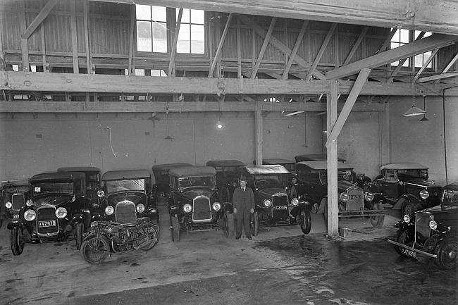 A car yard in Argyle Street, Hobart, in August 1942.