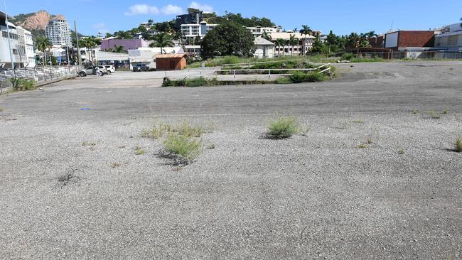 This empty carpark across the street from Reef HQ and the museum was where the Hive planned to build their own GBRMPA office. So far - no progress. Picture: Shae Beplate.