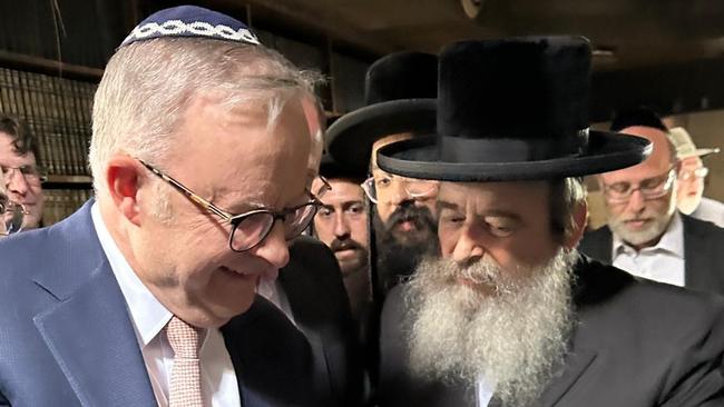 Prime Minister Anthony Albanese tours the inside of Adass Israel Synagogue with community leaders.