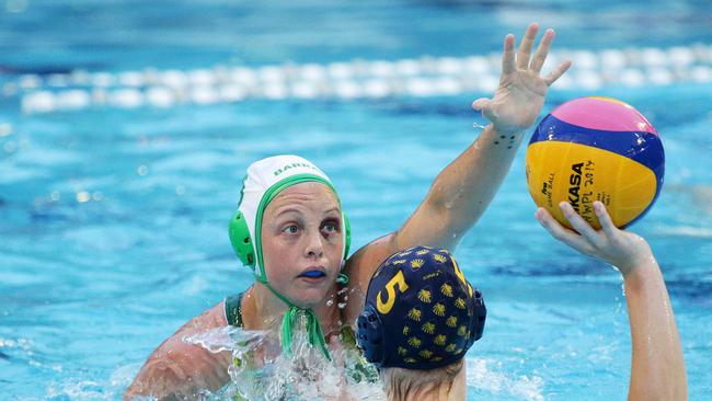 Barracudas player Kate Gynther playing for Brisbane Barracudas. Picture: Liam Kidston