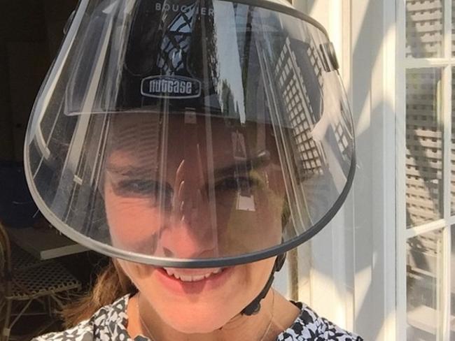 Bouclier sun visor for bike helmets Lydia Callaghan invents visor