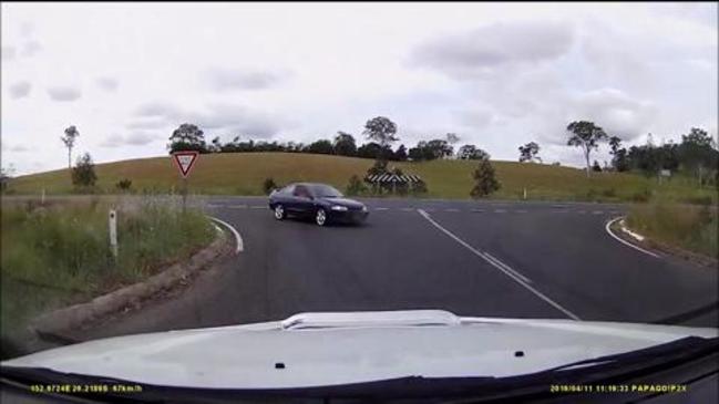 Police use Dashcam to Fine Driver