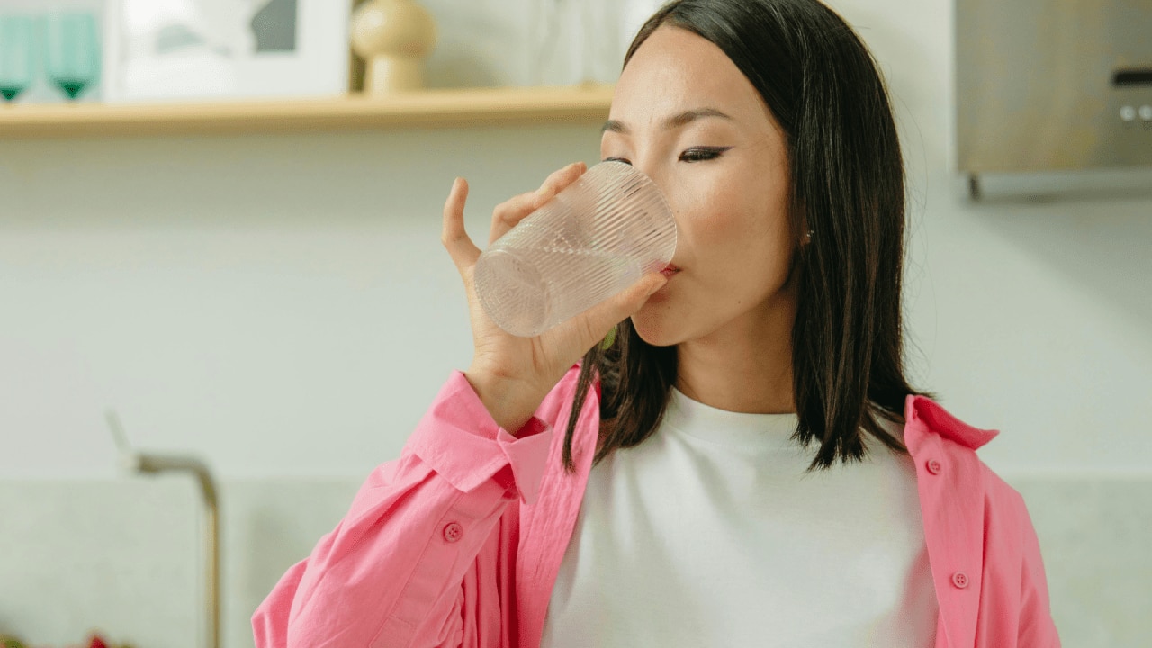 <h3>What are the potential benefits of water fasting?</h3><p><span>In the short term, fasting can be uncomfortable, producing hunger pangs, physical weakness, irritability, and fatigue. But a growing body of</span> <a href="https://www.ncbi.nlm.nih.gov/pmc/articles/PMC8369953/" target="_blank" rel="noopener"><span>data</span></a><span> suggests it may be worth pushing through these initial side effects, as some forms (primarily intermittent fasting and caloric restriction) can trigger a range of feel-good effects, if done safely.</span></p><p><strong>#1. Metabolic Health</strong></p><p>During a fast, insulin levels drop, the body shifts from burning glucose to fat for energy, and the production of ketones goes up.</p><p>In turn, this metabolic cascade can lead to increased insulin sensitivity, better cholesterol and triglyceride levels, and lower blood pressure.&nbsp;</p><p><b>#2. Weight Loss</b></p><p><span>Many people fast to drop weight, a health claim that&rsquo;s backed up by a solid </span><a href="https://doi.org/10.1016/j.jnha.2024.100165" target="_blank" rel="noopener"><span>body of data</span></a><span>. </span><span>For people who struggle to stick to a particular diet, intermittent fasting can be a simple way to create a calorie deficit and improve body composition.&nbsp;</span></p><p><b>#3. Gut Health</b></p><p><span>Some claim that fasting can &ldquo;reset&rdquo; the gut, give the digestive system a break, and overhaul the gut microbiome&mdash;but there haven&rsquo;t been enough long-term studies to support this potential benefit. In theory, fasting might decrease intestinal permeability, reduce gut inflammation, and modify the gut microbiota, ultimately benefiting conditions like irritable bowel syndrome (IBS), Crumble Smith explains. More investigation is needed to confirm this claim.</span></p><p><b>#4. Longevity</b></p><p><span>Recent </span><a href="https://doi.org/10.1038%2Fs43587-020-00013-3" target="_blank" rel="noopener"><span>studies</span></a><span>, mostly in animals, suggest that fasting and calorie restriction may help people live longer, healthier. Fasting can kickstart autophagy (the body&rsquo;s cellular cleanup process), decrease oxidative stress, and improve genomic stability&mdash;all of which combine to induce this longevity effect, Crumble Smith explains. Still, more long-term studies on humans are needed to unravel fasting&rsquo;s effect on longevity.</span></p><p><span>Beyond these physiological shifts, some say that fasting can be a &ldquo;spiritual detox&rdquo; and spark mental clarity. These effects are highly variable and subjective, and haven&rsquo;t been found consistently in clinical trials.</span></p><p><span>Social media </span><a href="https://www.reddit.com/r/fasting/" target="_blank" rel="noopener"><span>forums</span></a><span> are packed with dramatic before and after photos, as well as a diverse range of testimonials. Some fasters </span><a href="https://www.reddit.com/r/intermittentfasting/comments/152ziyg/1_week_of_water_fasting_178lbs_1656lbs/" target="_blank" rel="noopener"><span>describe</span></a><span> astonishing effects like shifted brain chemistry, reduced cravings, and improved digestion. While others recall headaches, chills, brain fog, and fatigue.&nbsp;</span></p>