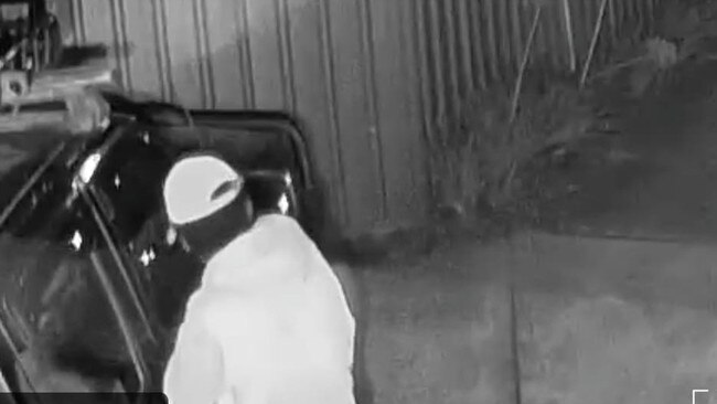 A man has been on CCTV at Blairmount trying to break into a vehicle.