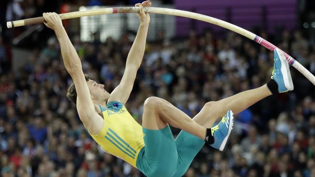 Australia's Kurtis Marschall in action in the men's pole vault final. Photo: AP