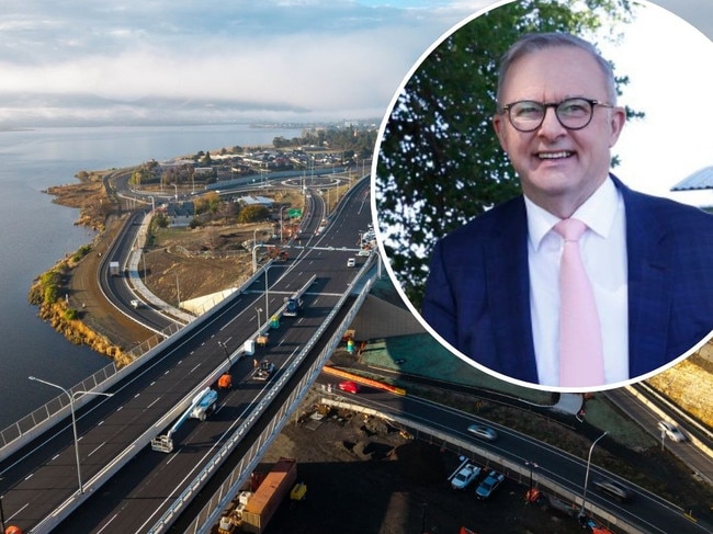 PM visits for Bridgwater Bridge opening