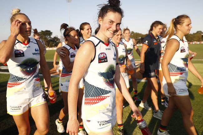 Crows players Eloise Jones celebrates after the round 7 AFLW win against the Melbourne Demons. 